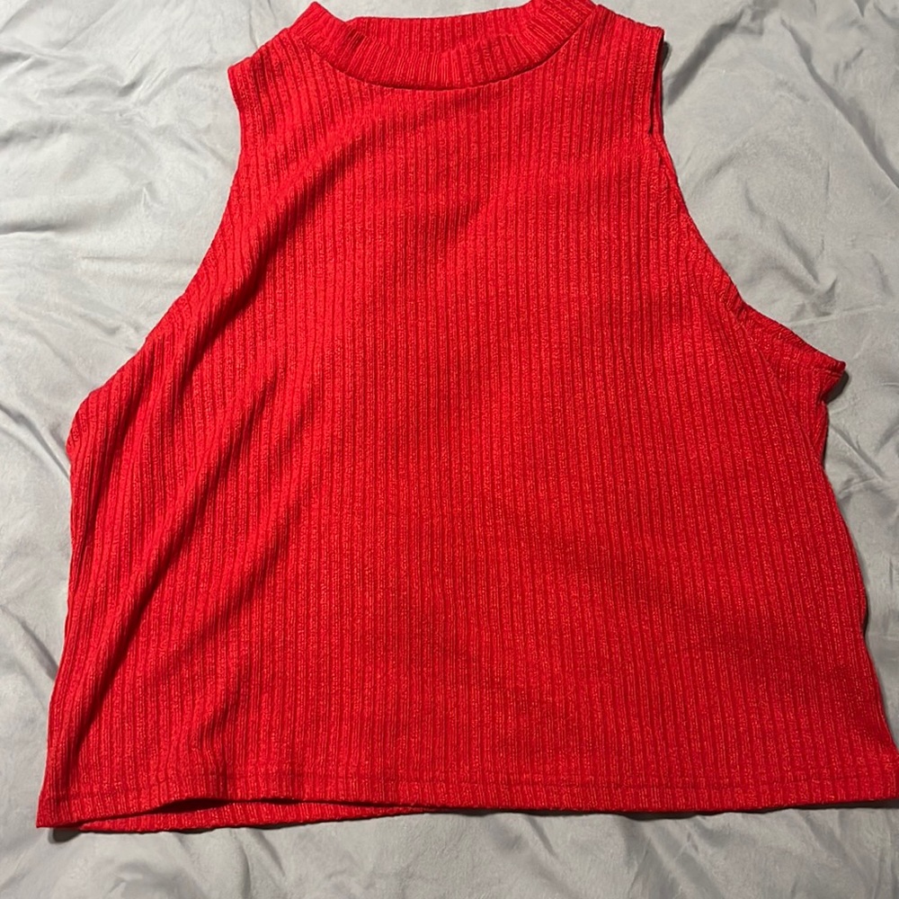Cropped tank top